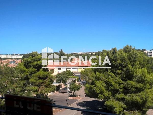 Location Appartement 2 pièces 36.89 m² - 22 AVENUE DE LA CAPELETTE Istres 13800