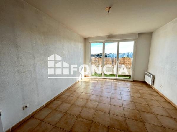 Location Appartement 2 pièces 36.89 m² - 22 AVENUE DE LA CAPELETTE Istres 13800