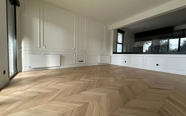 Maison à vendre    5 pièces • 150,91 m2 La Varenne - Saint-Maur-des-Fossés