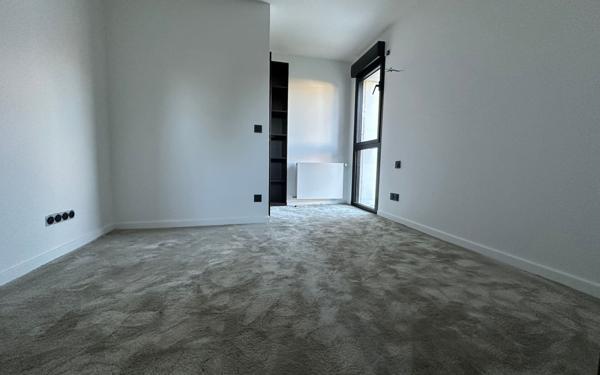 Maison à vendre    5 pièces • 150,91 m2 La Varenne - Saint-Maur-des-Fossés