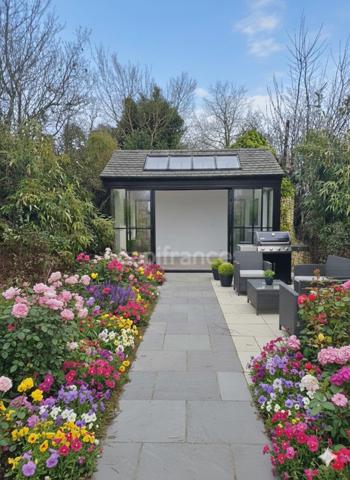 29 000 € FAI – Maison + 4500 m² de terrain à deux pas de l’Abbaye de Pontigny (89) – Opportunité rare !