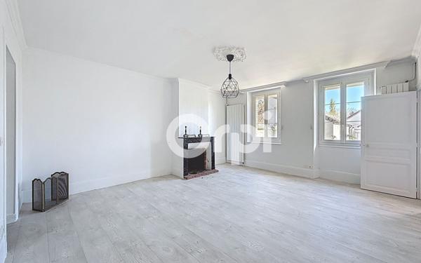 Maison à louer    4 pièces •  Varennes-sur-Seine