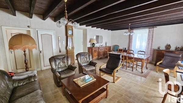 Maison à vendre 6 pièces 190 m² Saint-Constant-Fournoulès