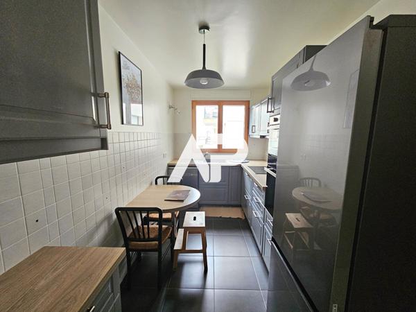 Appartement à Enghien-les-Bains, 5 pièces 98m2 €685 000 ** - Référence 1542