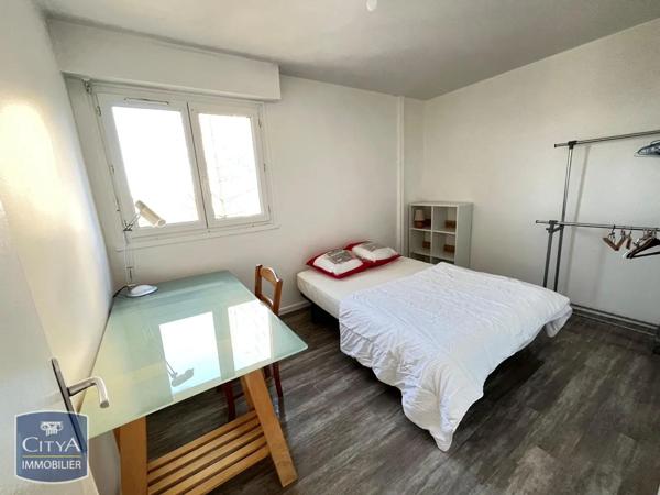 Appartement à louer 3 pièces 69.76m² Nantes (44300)