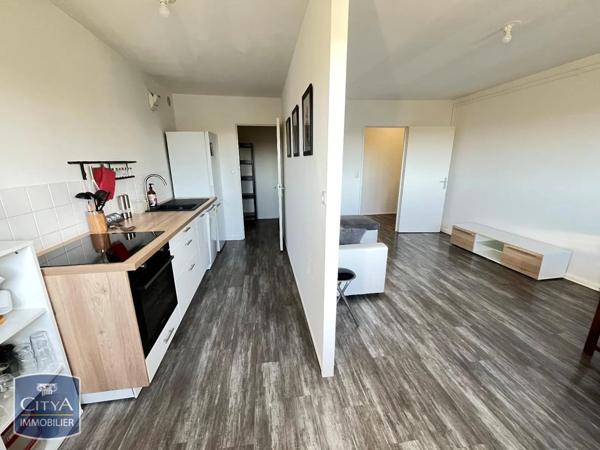Appartement à louer 3 pièces 69.76m² Nantes (44300)