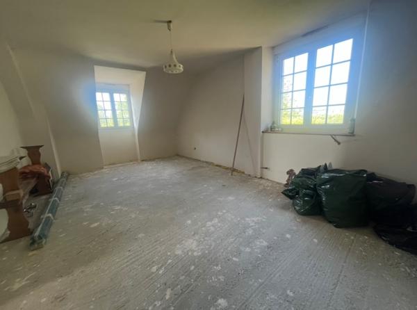 Maison à vendre |  Isigny-le-Buat |  5 pièces | 155 m²