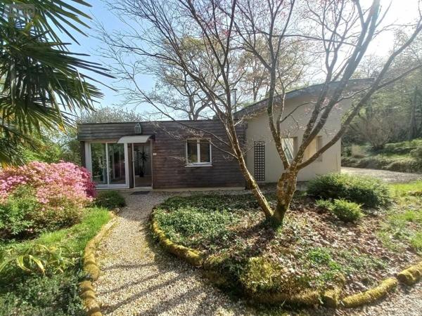 Maison à vendre à Plouray dans le Morbihan (56770), ref : 56032-1686