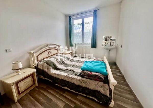 Maison spacieuse à vendre à Grury - 9 chambres, idéale pour grande famille