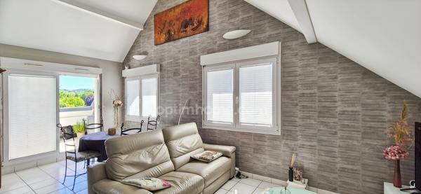 25230 SELONCOURT – APPARTEMENT T3 – 2 CHAMBRES – TERRASSE - GARAGE - DPE C - LUMINEUX