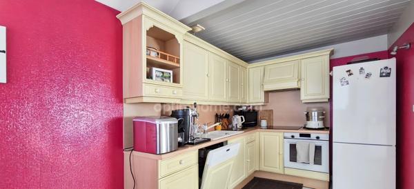 25230 SELONCOURT – APPARTEMENT T3 – 2 CHAMBRES – TERRASSE - GARAGE - DPE C - LUMINEUX
