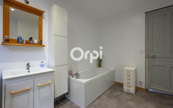 Maison à vendre    3 pièces • 128,03 m2 Douvrin