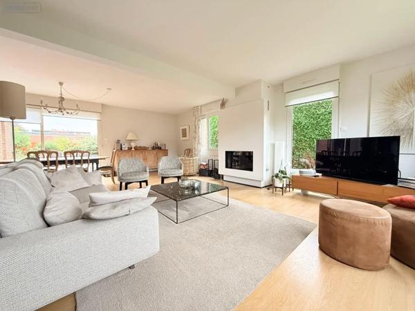 Achat - Maison Hazebrouck 59190 10 pièces 200 m 2 834 m 2