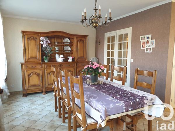 Maison à vendre 6 pièces 161 m² Roissy-en-Brie