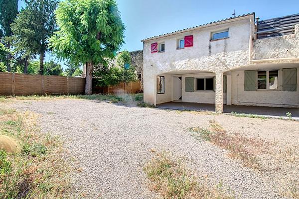 A VENDRE EN EXCLUSIVITÉ ! SAINT ANTONIN DU VAR ! BAS DE VILLA 84m2 avec jardin et garage