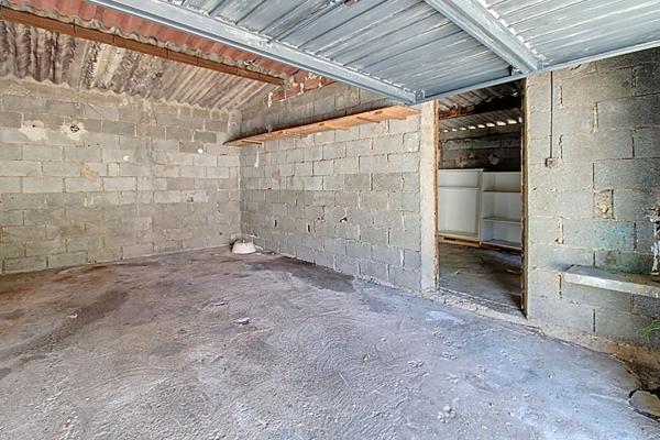 A VENDRE EN EXCLUSIVITÉ ! SAINT ANTONIN DU VAR ! BAS DE VILLA 84m2 avec jardin et garage