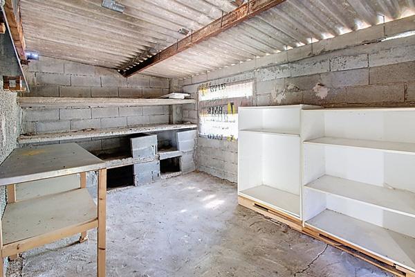 A VENDRE EN EXCLUSIVITÉ ! SAINT ANTONIN DU VAR ! BAS DE VILLA 84m2 avec jardin et garage