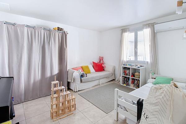 A VENDRE EN EXCLUSIVITÉ ! SAINT ANTONIN DU VAR ! BAS DE VILLA 84m2 avec jardin et garage