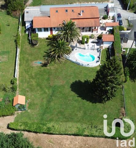 Maison à vendre 9 pièces 194 m² Mouguerre