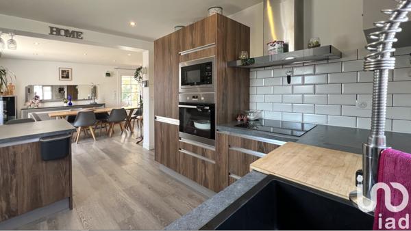 Maison à vendre 9 pièces 194 m² Mouguerre