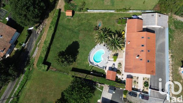 Maison à vendre 9 pièces 194 m² Mouguerre