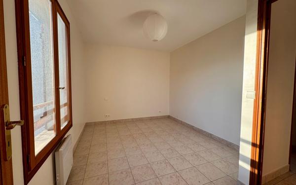 Maison à vendre    4 pièces • 64,50 m2 Gometz-la-Ville