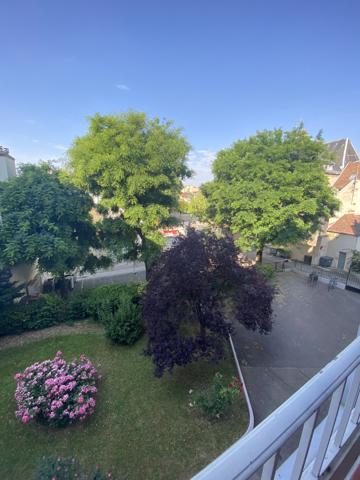 Appartement
                                                                                                                                                                                                                                                                                                                        3 pièce(s)                                                                                                                                                                                                          1 chambre(s)                                                                                                                                                                                                          50.91  m²