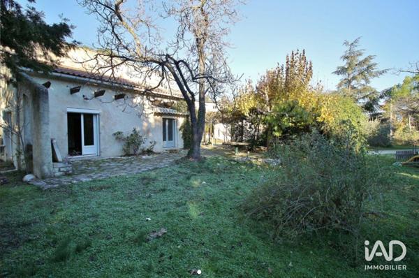 Maison à vendre 6 pièces 143 m² Caumont-sur-Durance