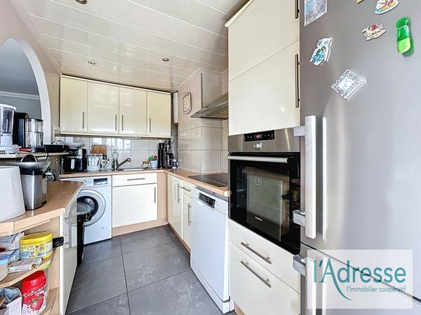 Dernier étage Proche centre ville