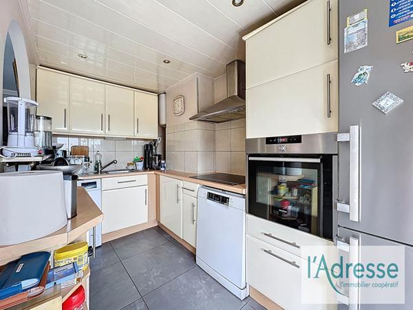 Dernier étage Proche centre ville