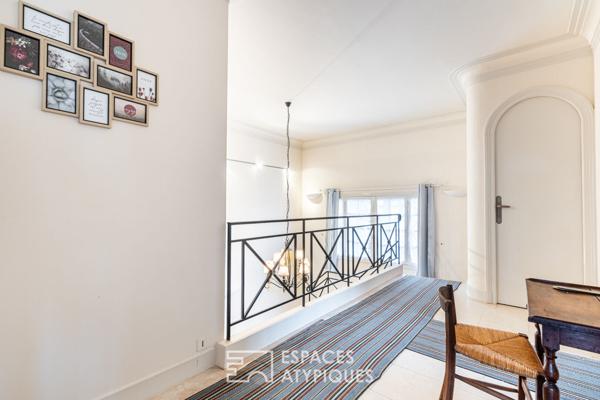 Villa bourgeoise revisitée et son parc arboré