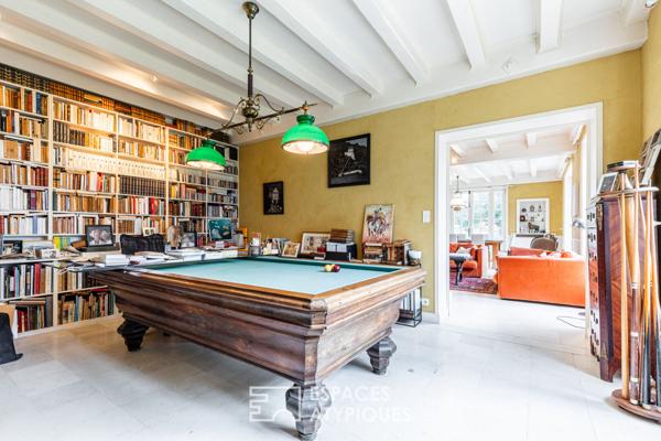 Villa bourgeoise revisitée et son parc arboré