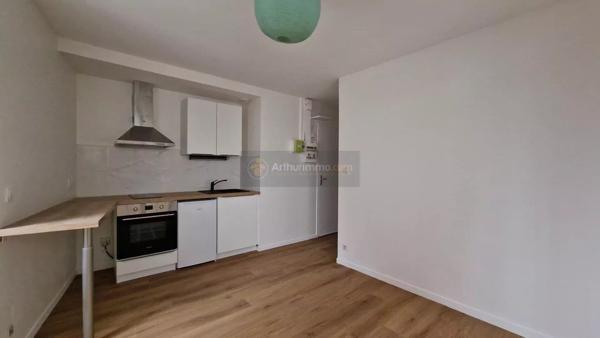 Location                                                      Appartement
                        
                     2 pièces                      26 m2                     à Saint-Renan