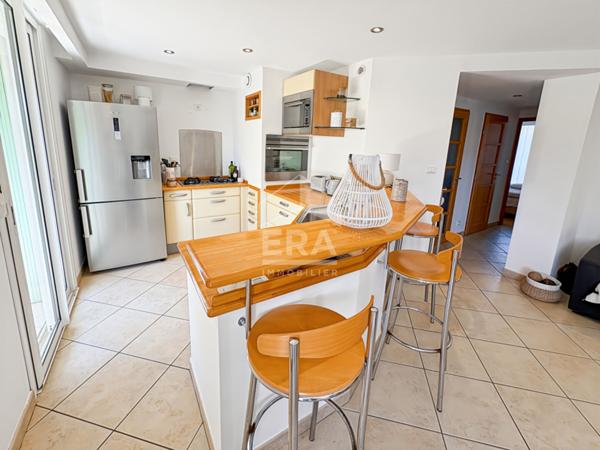 CARRY LE ROUET - Appartement 4 pièces de 64 m2 + terrasse exposition OUEST