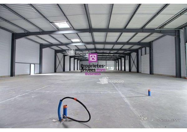 MONTELIMAR - Entrepôt / Local industriel & Artisanal 970 m²