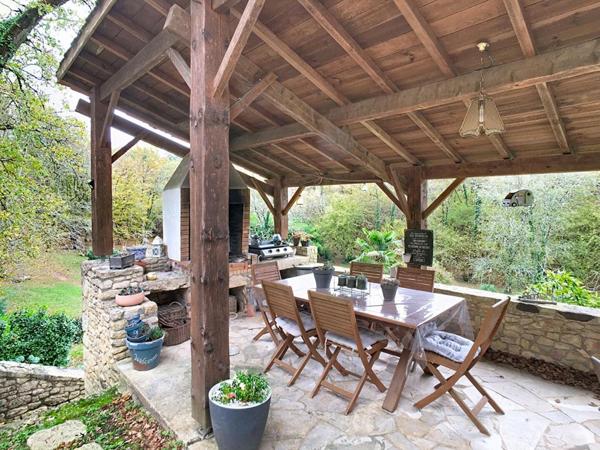 Domaine Le Buisson De Cadouin 16 pièce(s) 550 m2