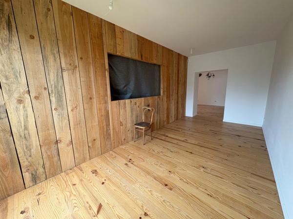 Ancien hôtel restaurant à vendre LES VEYS (50)