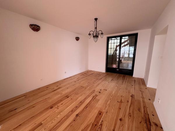 Ancien hôtel restaurant à vendre LES VEYS (50)