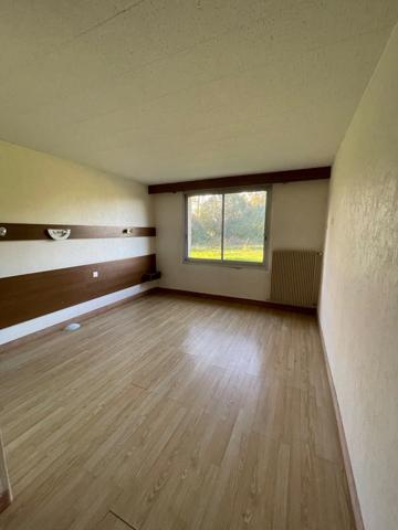 Ancien hôtel restaurant à vendre LES VEYS (50)