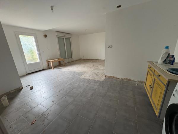 Ancien hôtel restaurant à vendre LES VEYS (50)