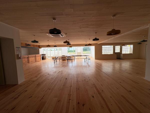 Ancien hôtel restaurant à vendre LES VEYS (50)