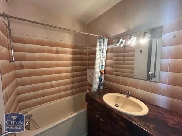 Appartement à louer 1 pièce 27.81m² Saint-Georges-de-Didonne (17110)