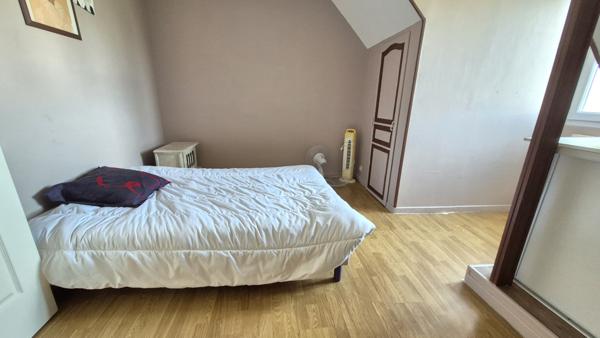 Maison familiale avec grand terrain – La Suze-sur-Sarthe