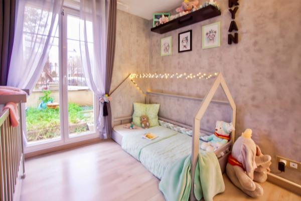 Quartier VILLAGE, appartement T3 (2 chambres) - Terrasse et Jardinet - Box fermé