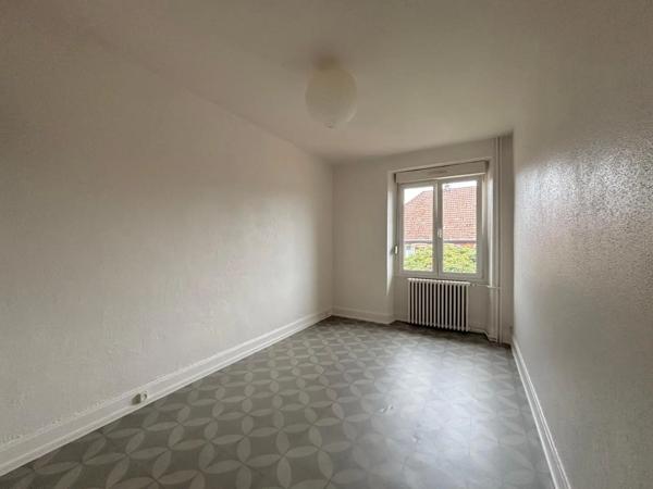 Appartement à louer 2 pièces 48.2m²