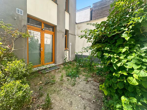 Appartement Montreuil 2 pièce(s) avec terrasse et jardinet 