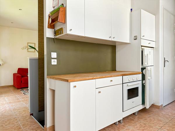 Appartement Montreuil 2 pièce(s) avec terrasse et jardinet 