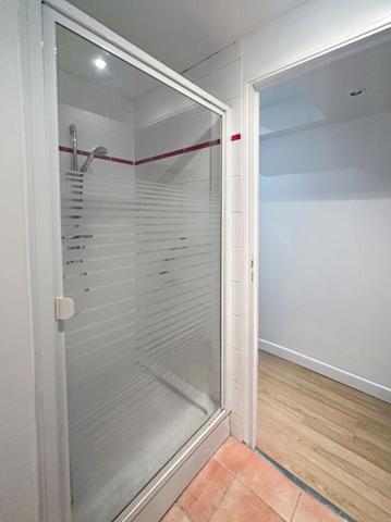 Appartement Montreuil 2 pièce(s) avec terrasse et jardinet 