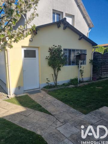 Maison à vendre 4 pièces 88 m² Saint-Julien-les-Villas