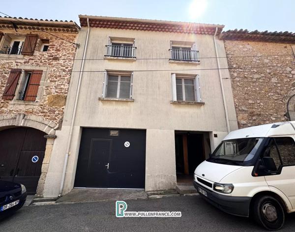 Maison de village spacieuse avec terrasses ensoleillées et vue dans l'Hérault